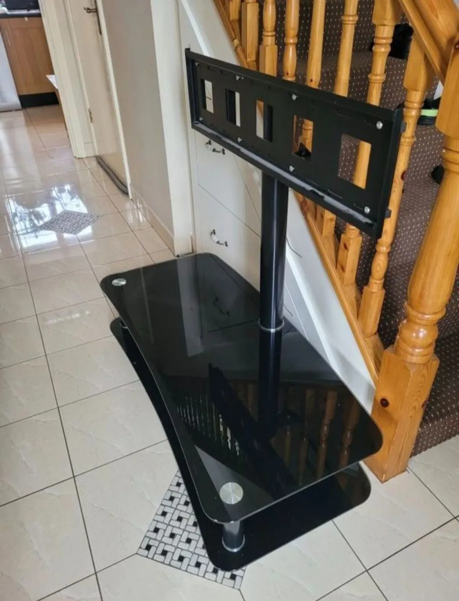 Tv stand - Image 1