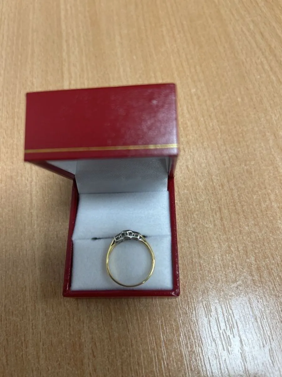 3-stone Gold & Diamond Ring - Image 2