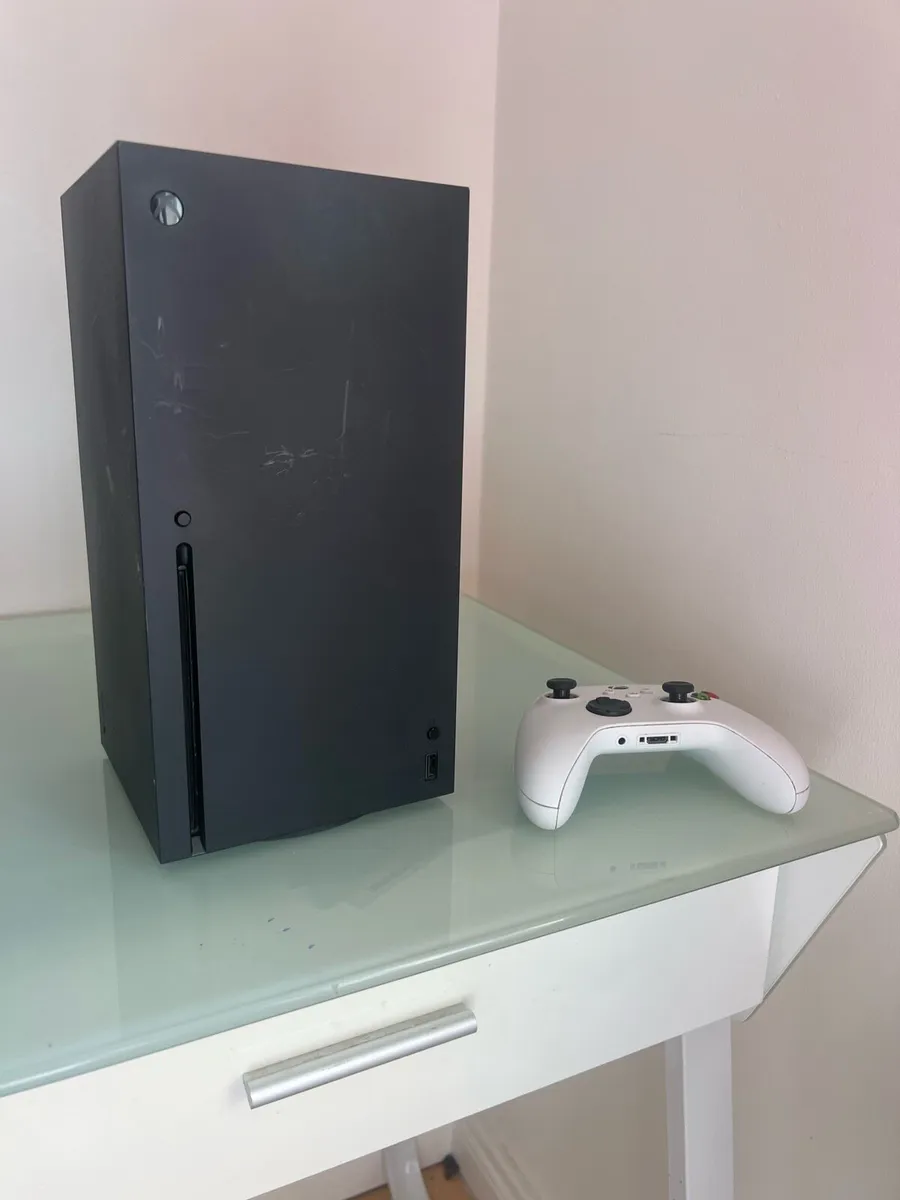 Xbox x - Image 1