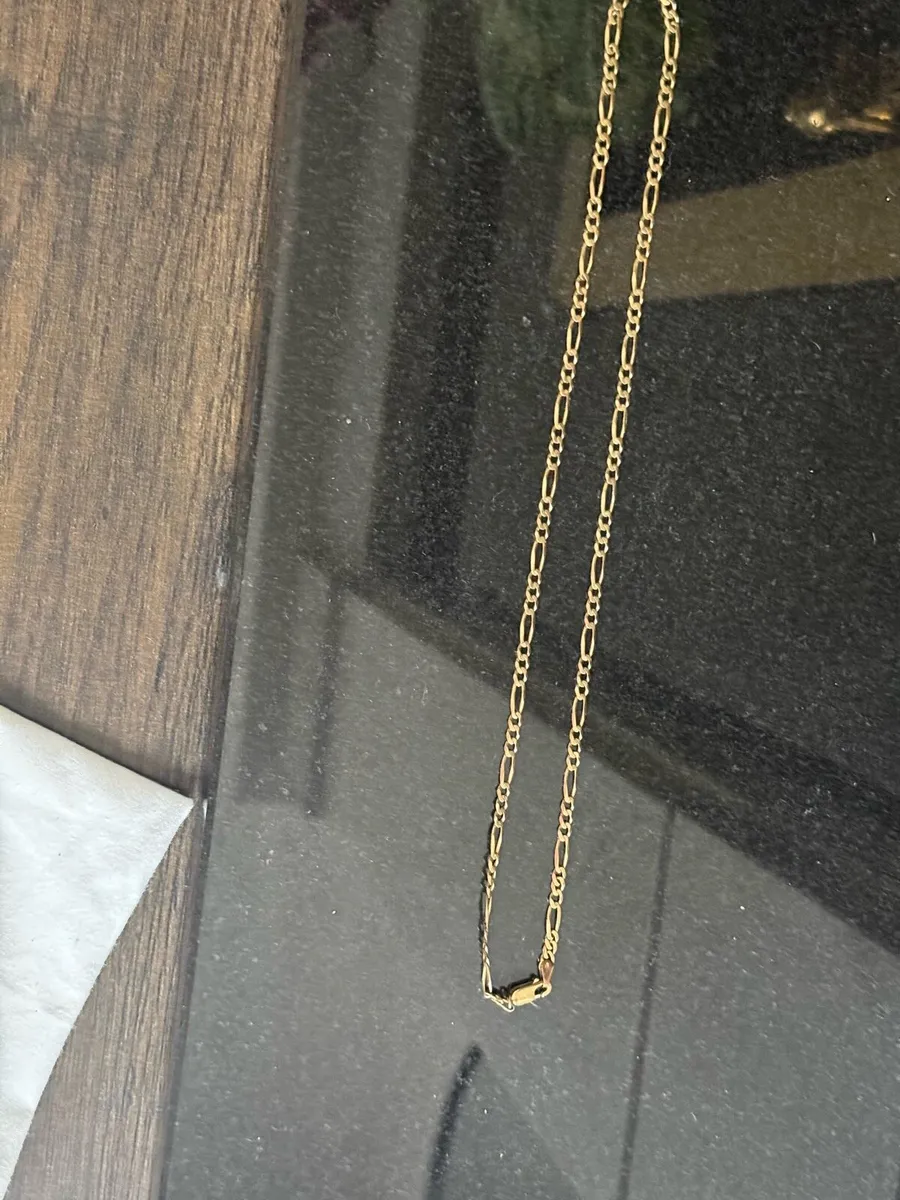 Solid 9 ct gold necklace - Image 1