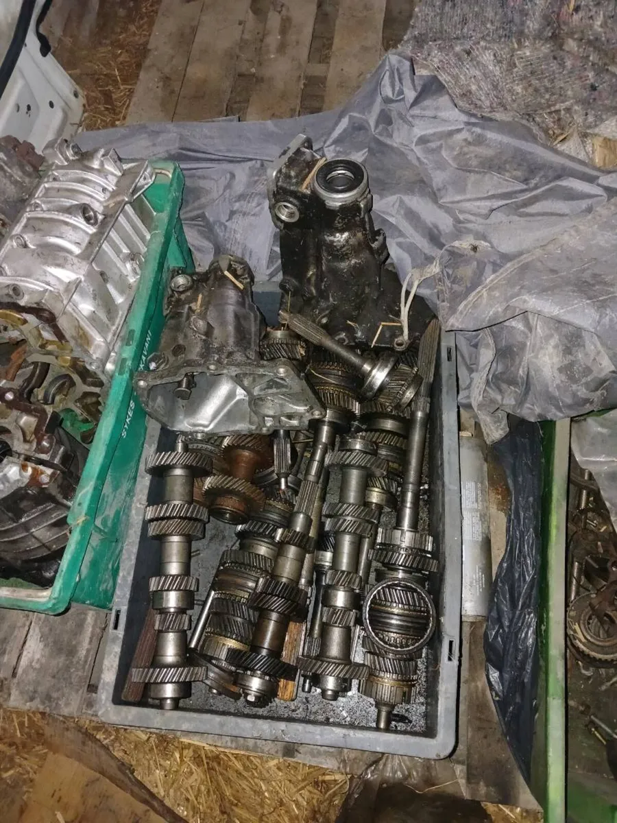 4age ae86 t50 gearbox parts - Image 1