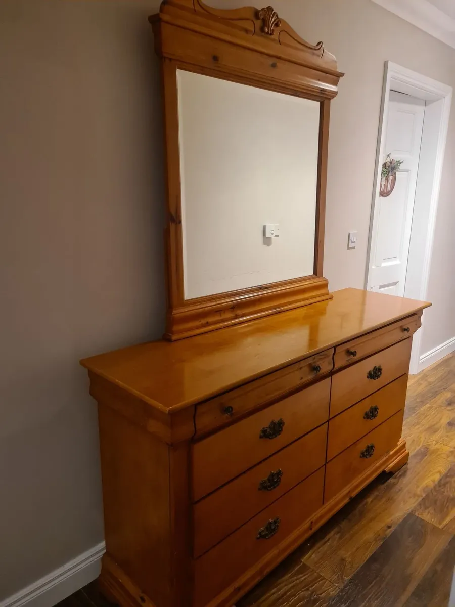 Dresser with mirror