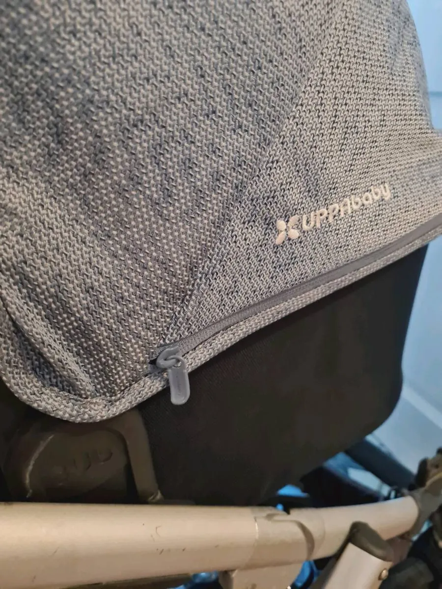Uppa Baby Vista double buggy - Image 2
