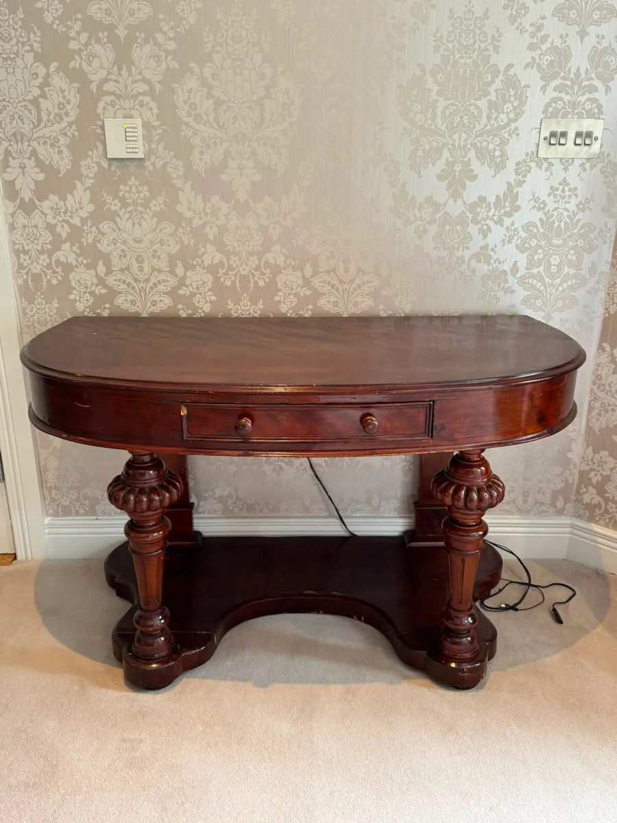 Table - Image 1