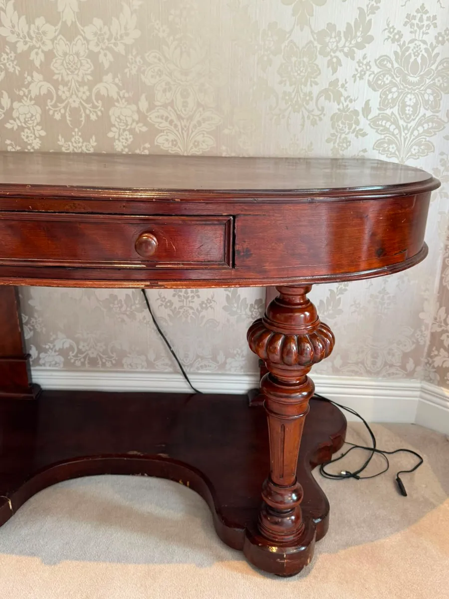 Table - Image 2