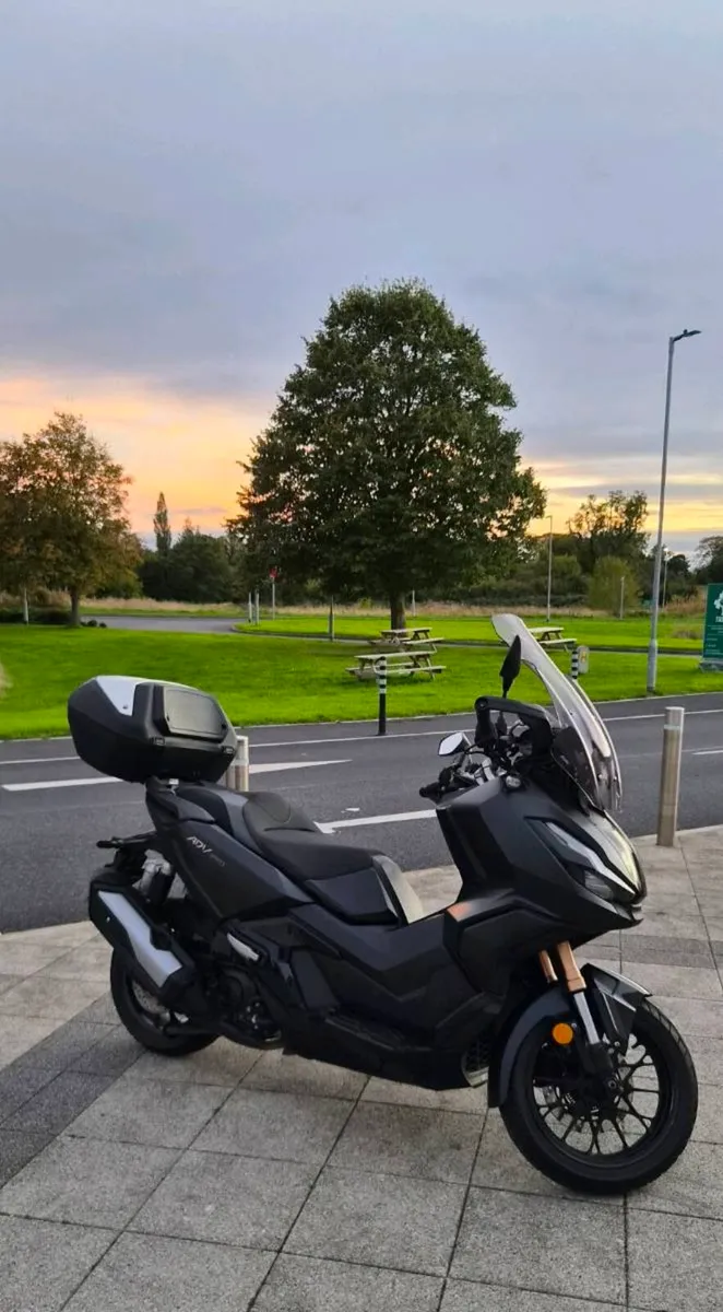 Honda Forza ADV 350 - Image 1