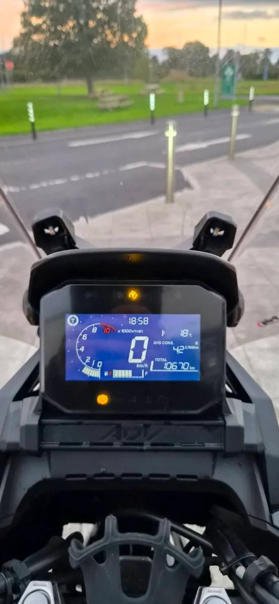 Honda Forza ADV 350 - Image 3