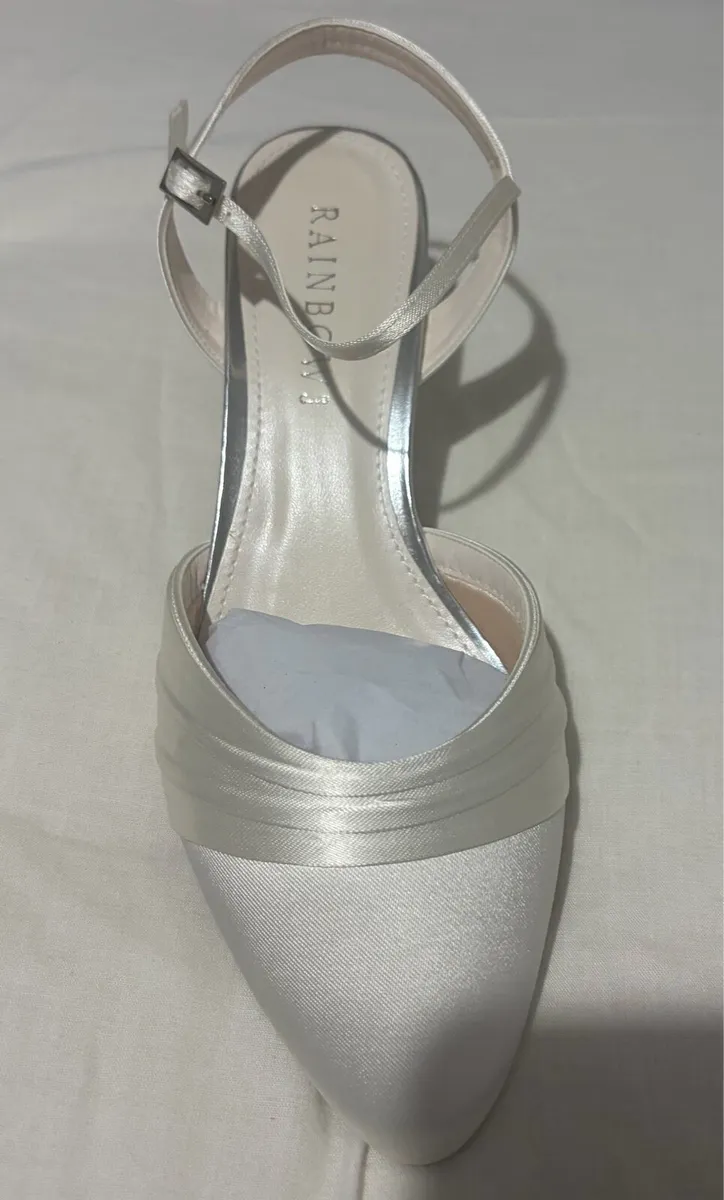 Ivory satin wedding shoes - Image 1