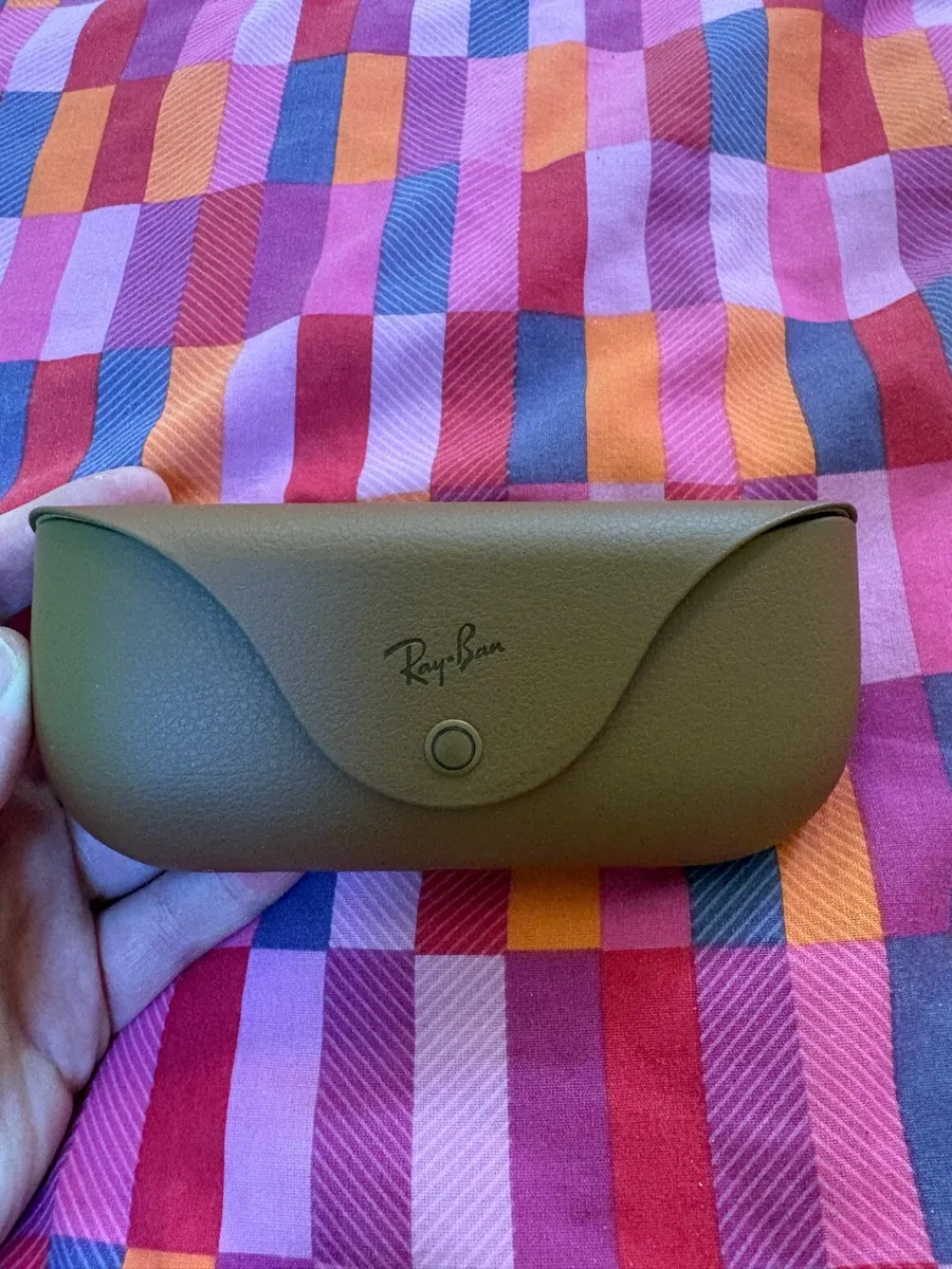 Ray Ban Meta Case - Image 1