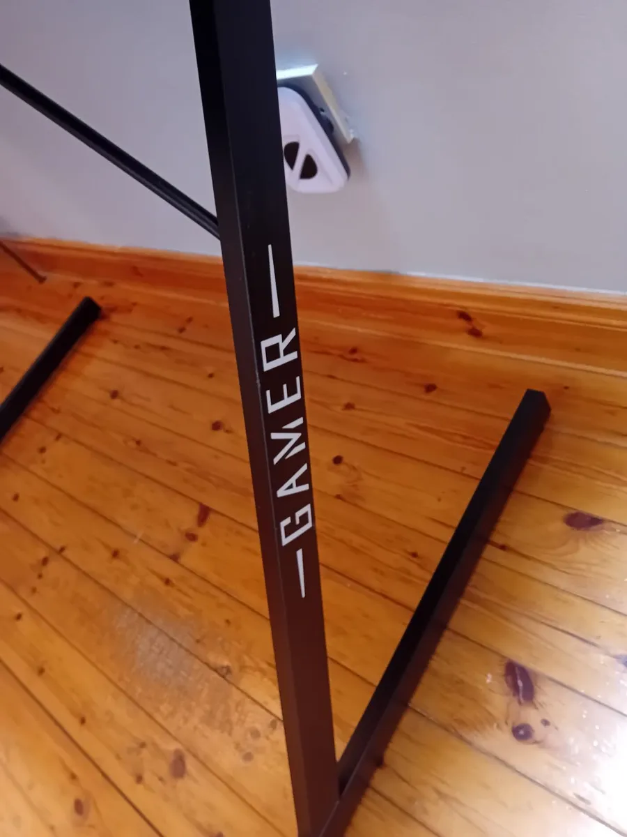 Gaming PC table - Image 2