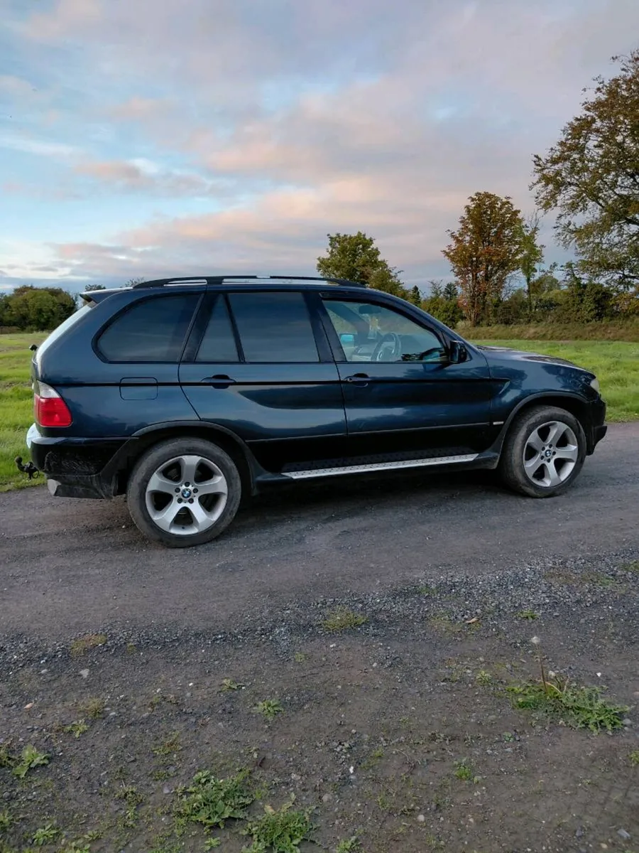 BMW X5 - Image 1
