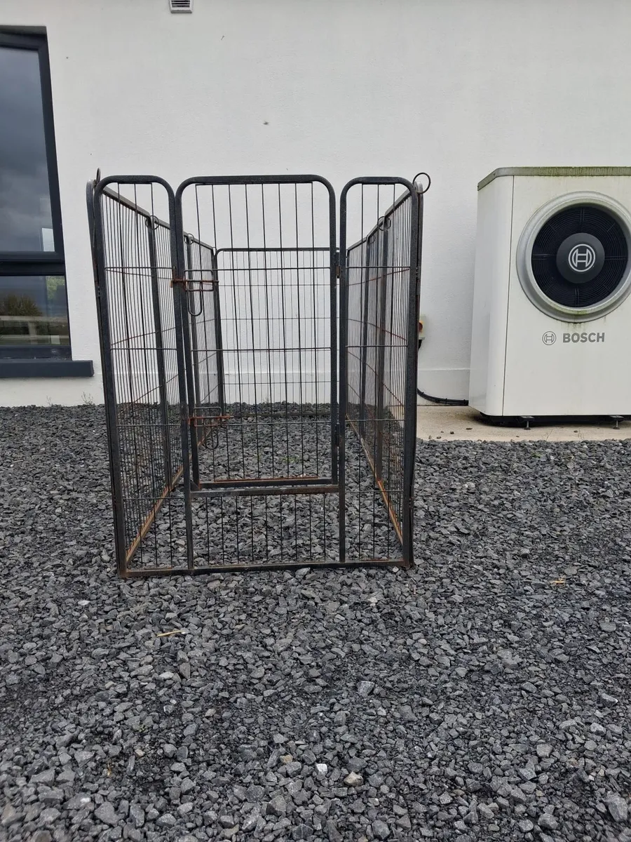 Dog cage and house - Image 3