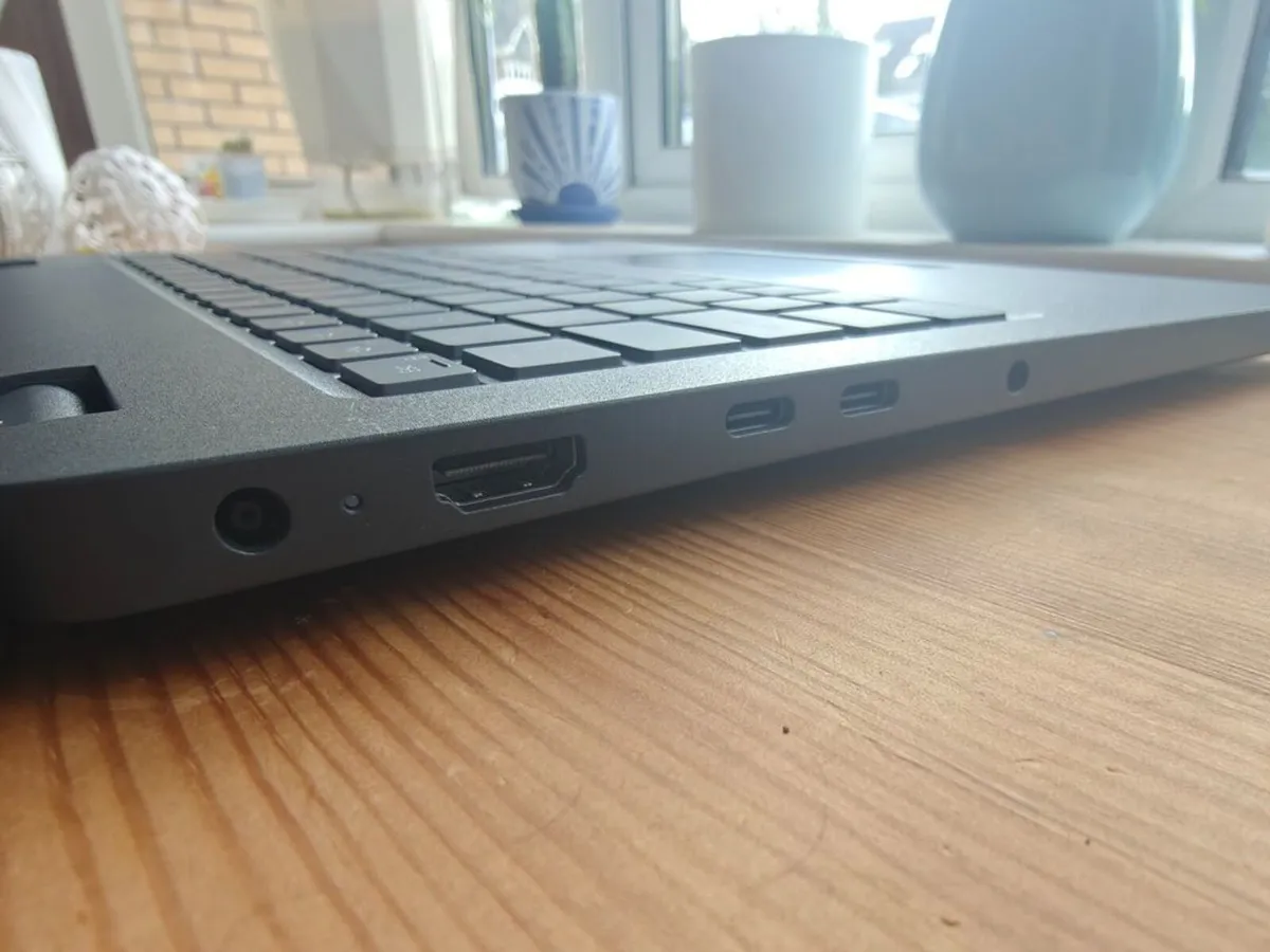 New Dell Pro 14 | Ultra 5 | 8GB | 512GB | 14" - Image 4