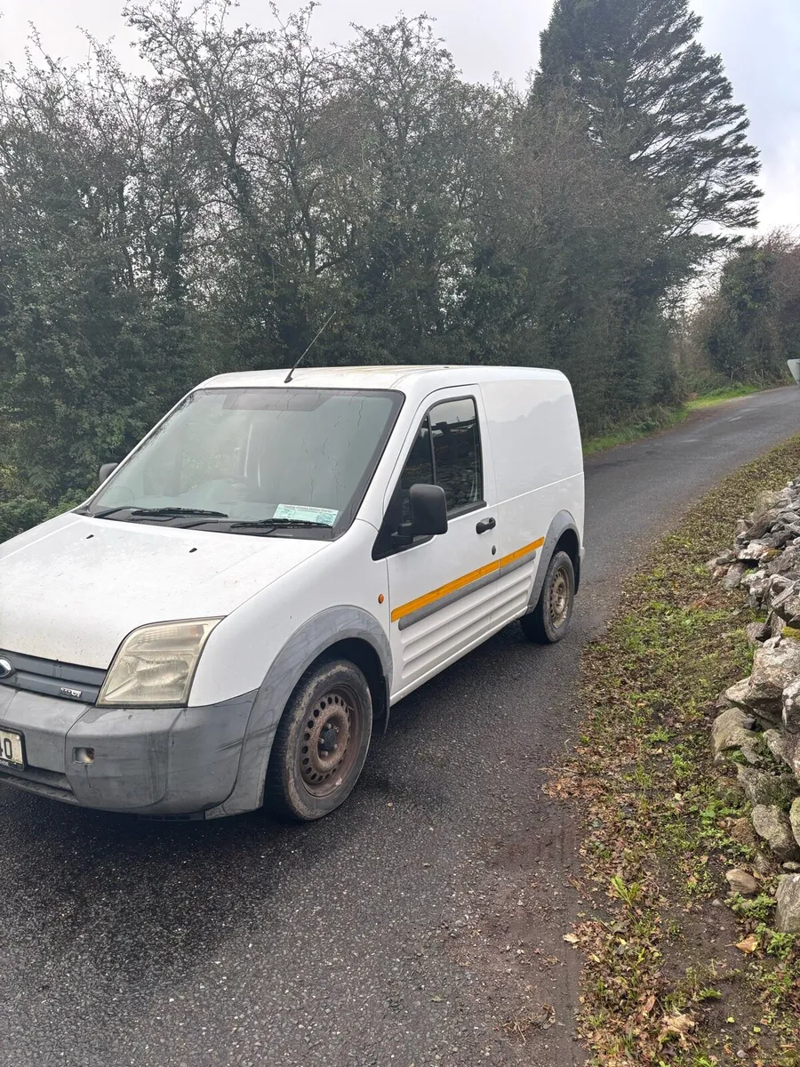 Ford Transit Connect - Image 2