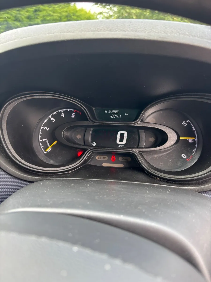 Opel Vivaro 2016 - Image 3