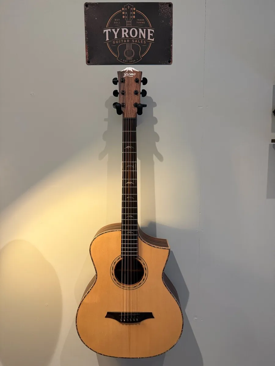 Bromo BAR5CE + Original Gig Bag - Image 1