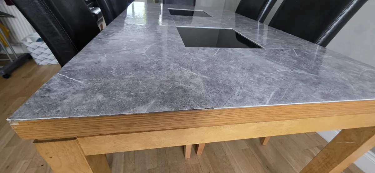 Dining table and 5 chairs - Image 4