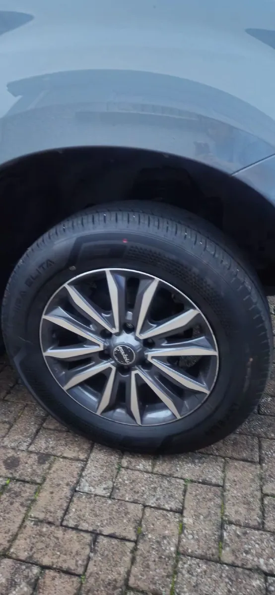 Isuzu D-Max 2019 - Image 3