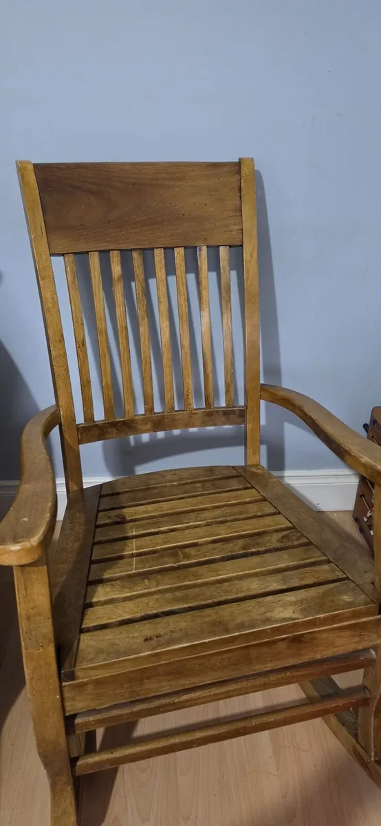 Rocking chair - Image 2
