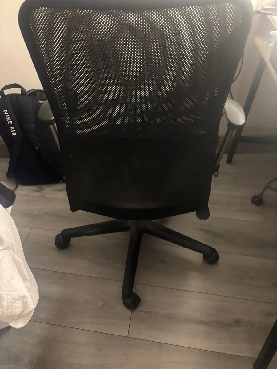 Chair - Image 3