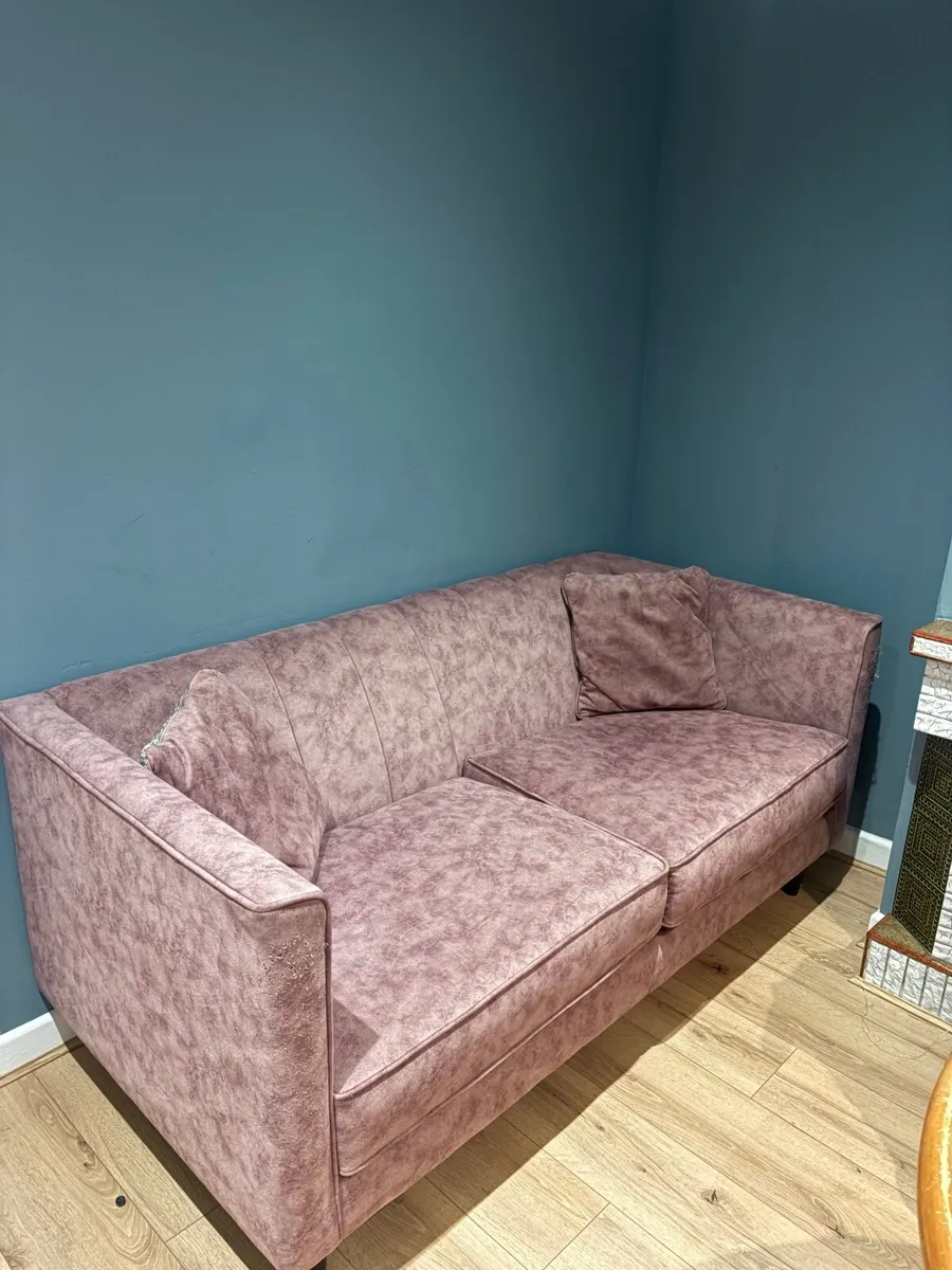 FREE Couch - Image 1