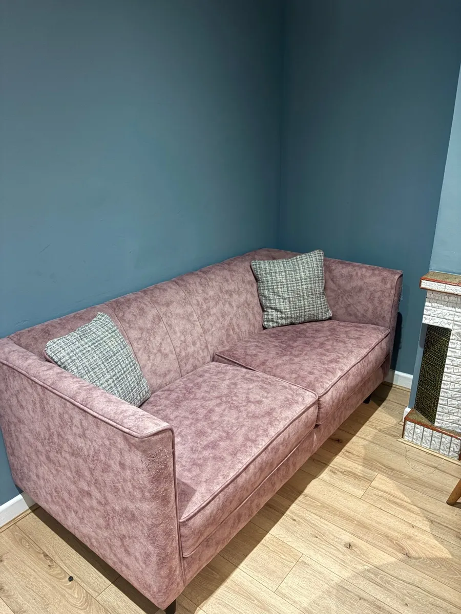 FREE Couch - Image 2