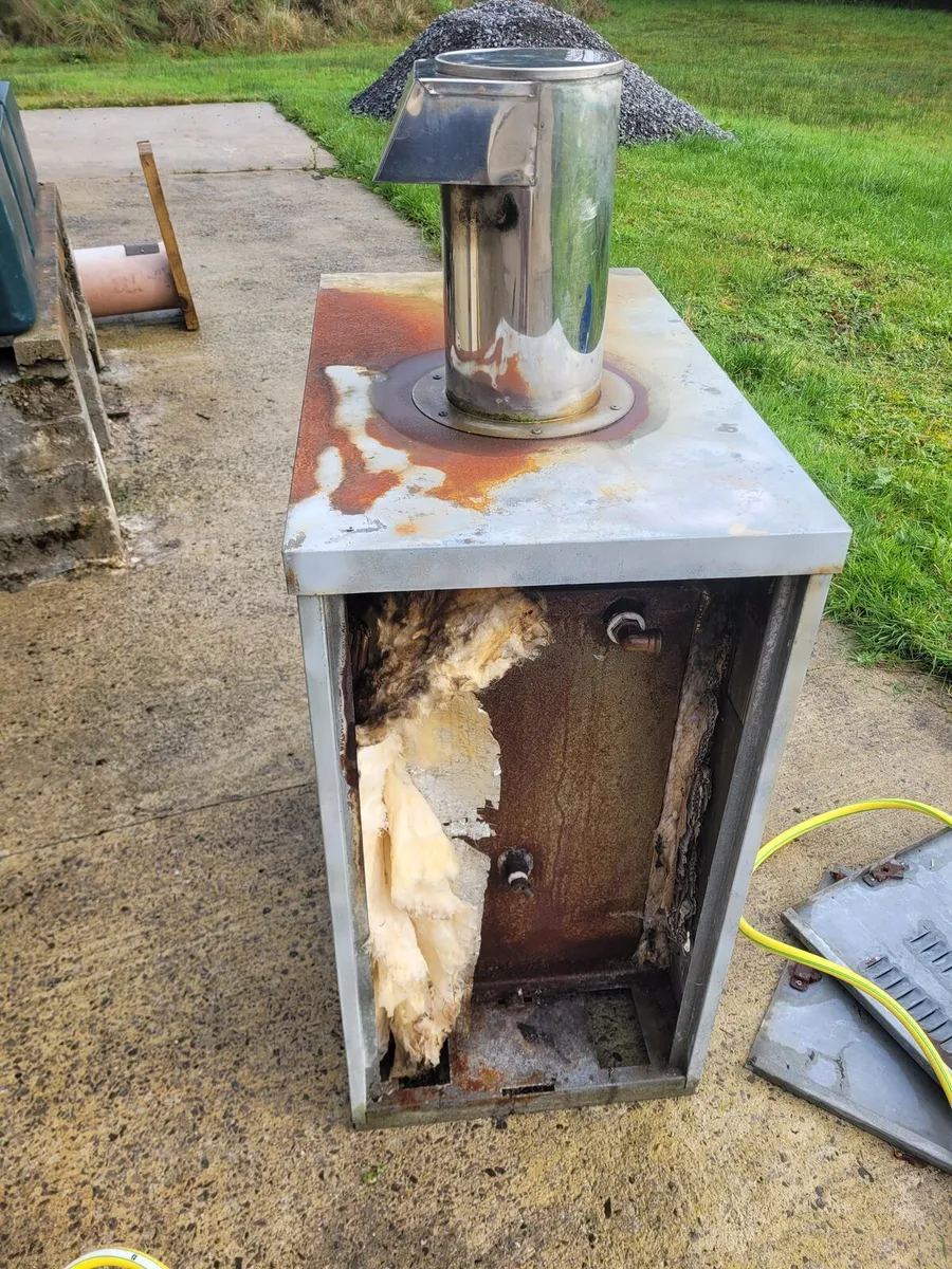 Oil boiler enclosure