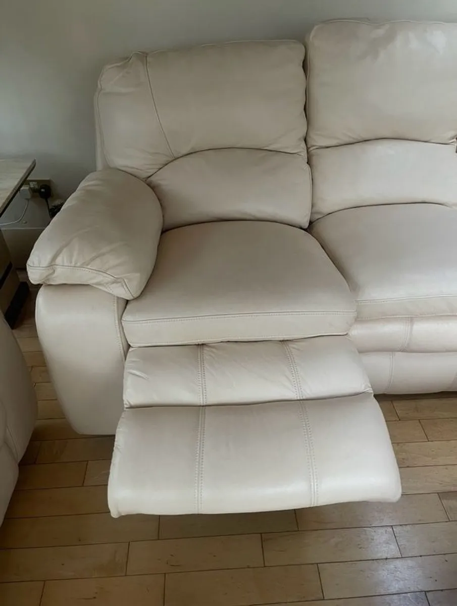 Cream Leather Suite 3 + 2 - Image 3