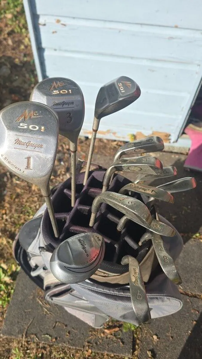 MacGregor Golf Clubs Full Set + Bag - Image 1