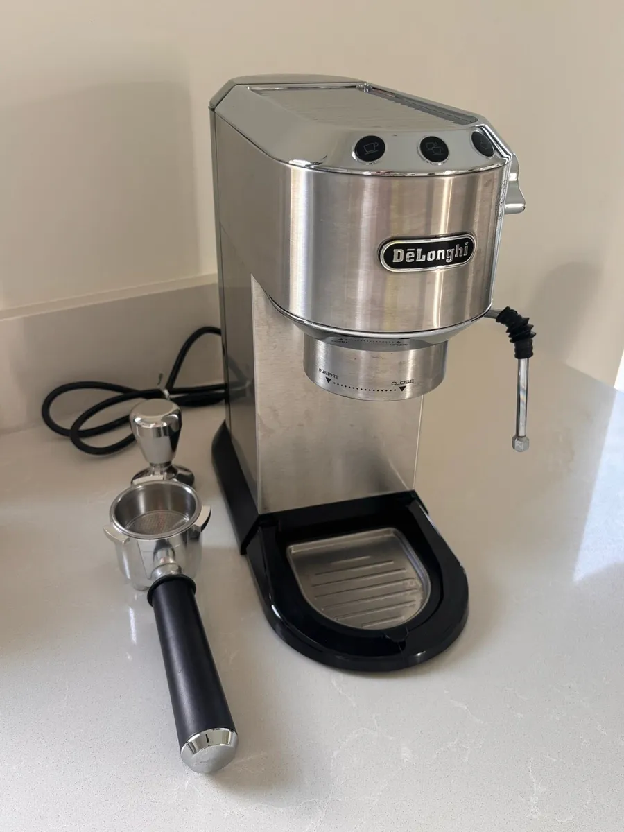DeLonghi Espresso Coffee Machine - Image 4
