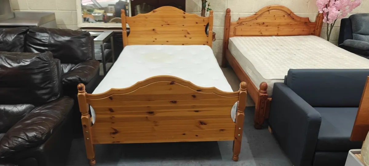 4Ft Solid Pine Bed - Image 1