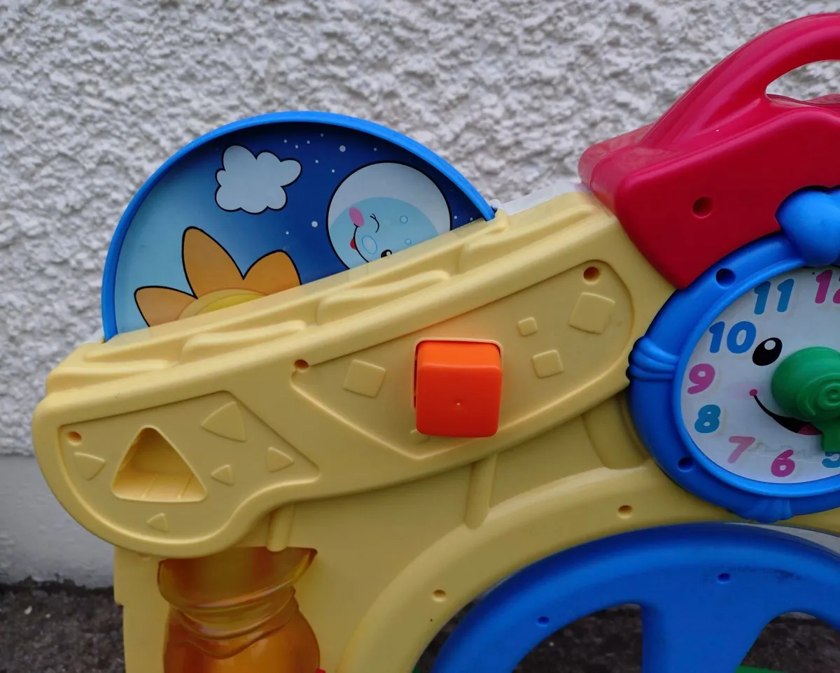 Fisher Price, Laugh & Learn House (used). - Image 4