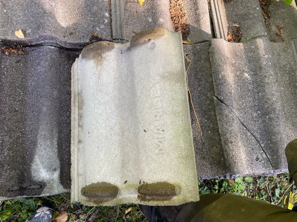 Roof tiles - Image 3