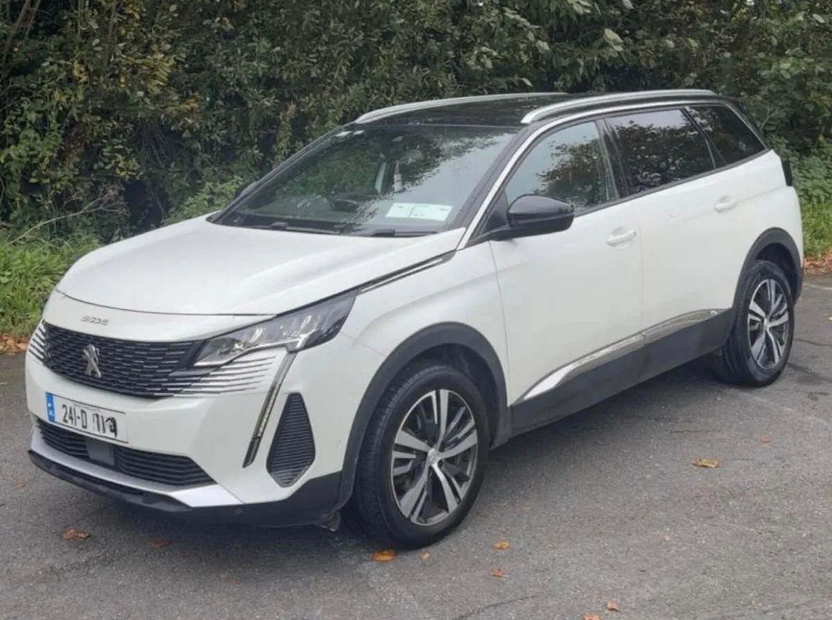 2024 Peugeot 5008  7 seater - Image 2