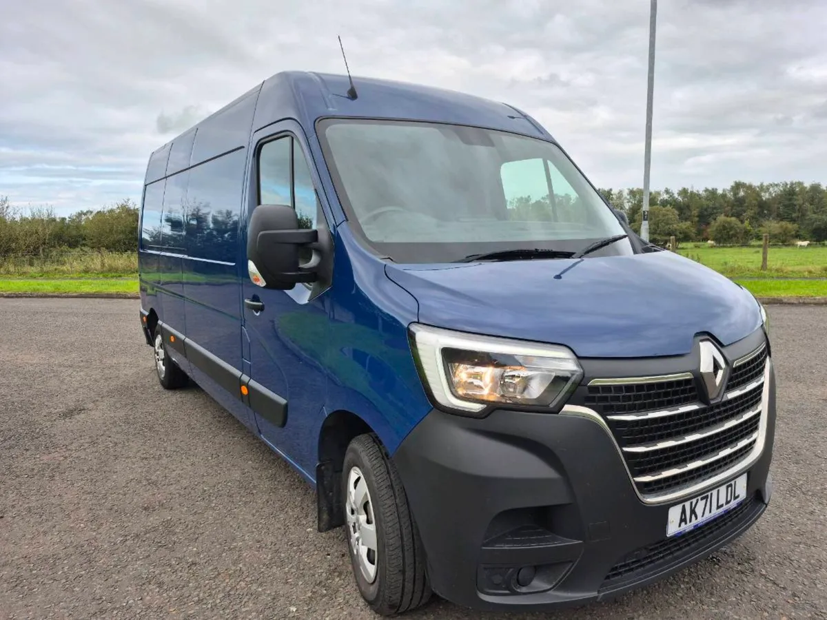 Renault Master LWB 2021 - Image 1