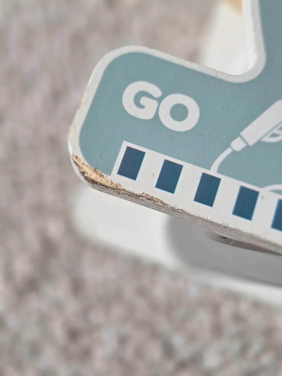 Car racing ramp with mini cars toy - Image 1