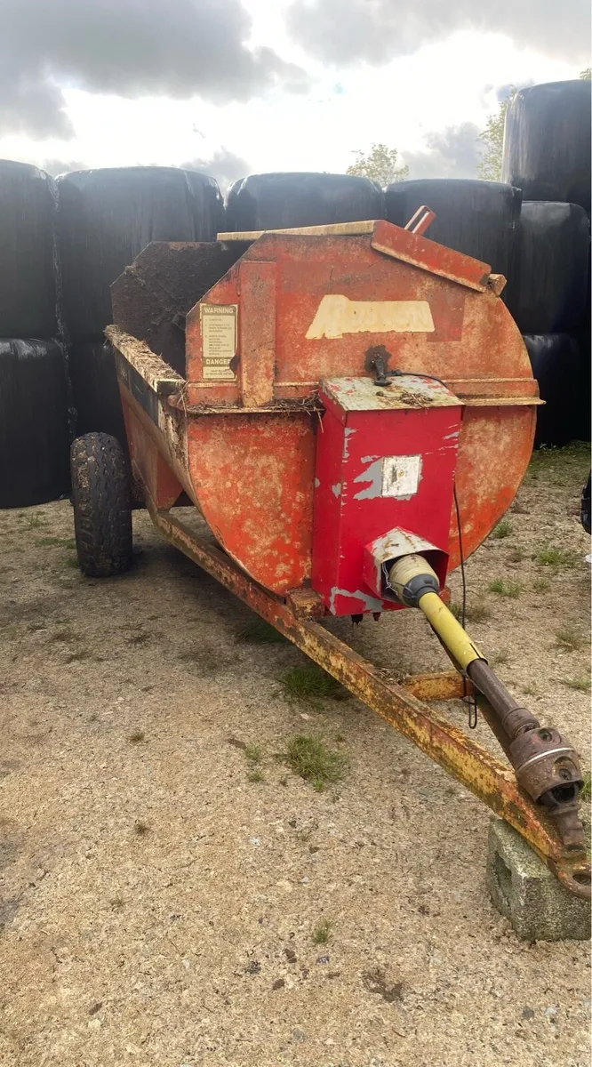 Dung spreader - Image 1