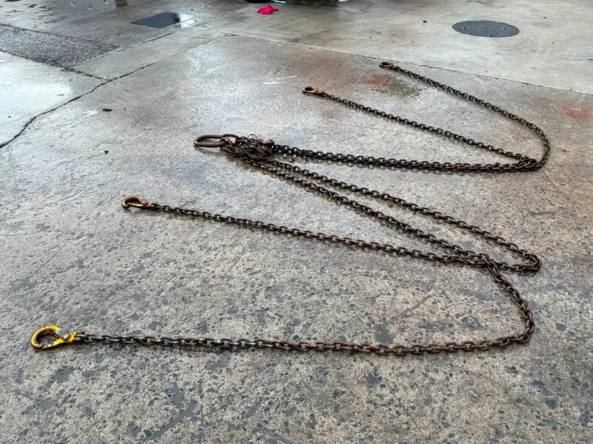 12ft x 10mm 4 leg brothers / Lifting chains....... - Image 3