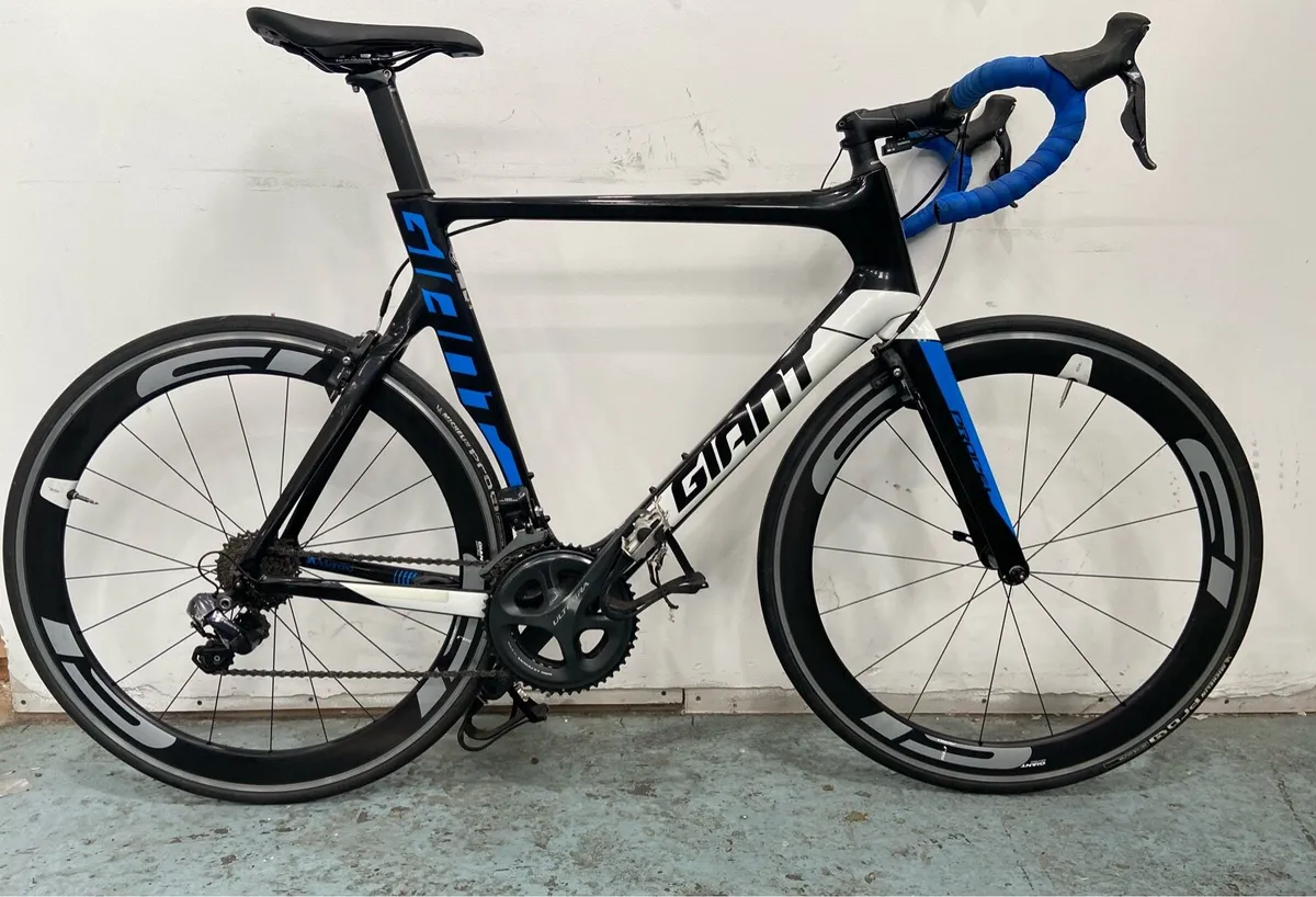 Giant Propel Advanced Pro0 - Image 1