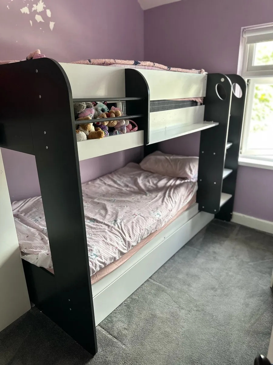 Bunk Beds - Image 1
