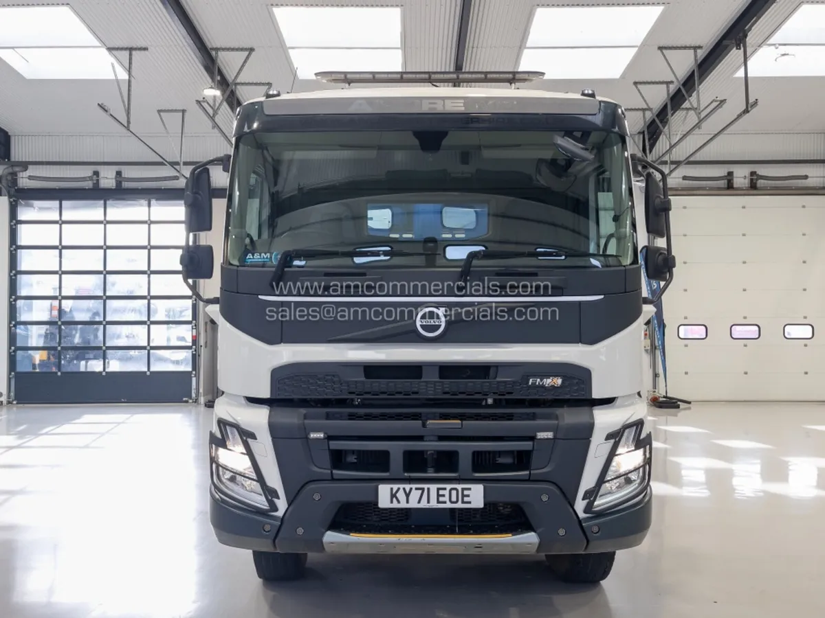 2021 VOLVO FMX 420 TIPPER - Image 4