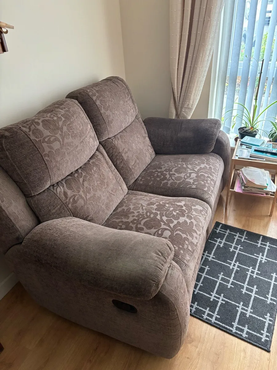 Double recliner couch - Image 2