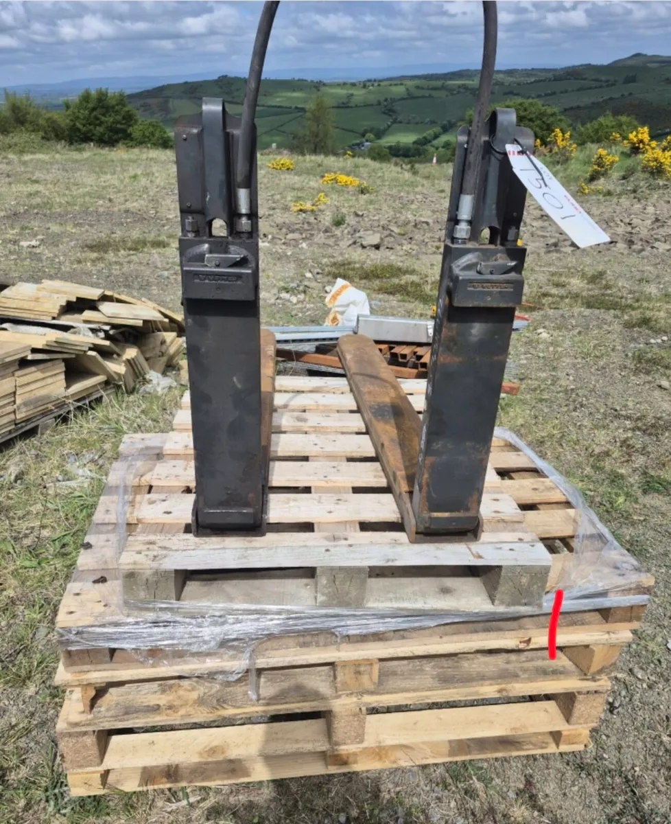 Telescopic extending fallet tines - Image 4