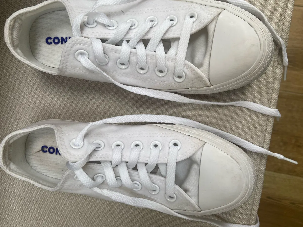 Converse - Image 1