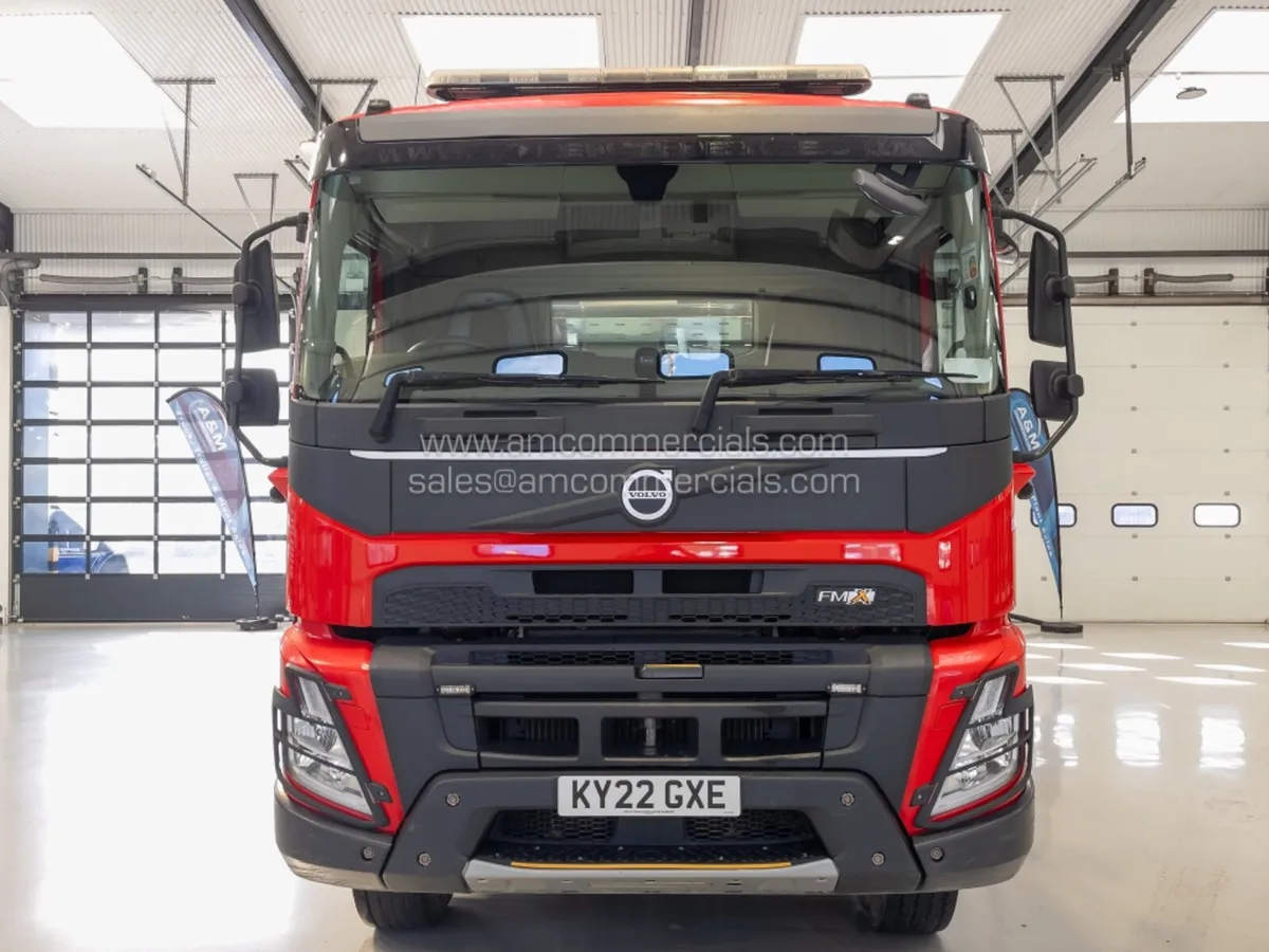 2022 VOLVO FMX 420 TIPPER - Image 3