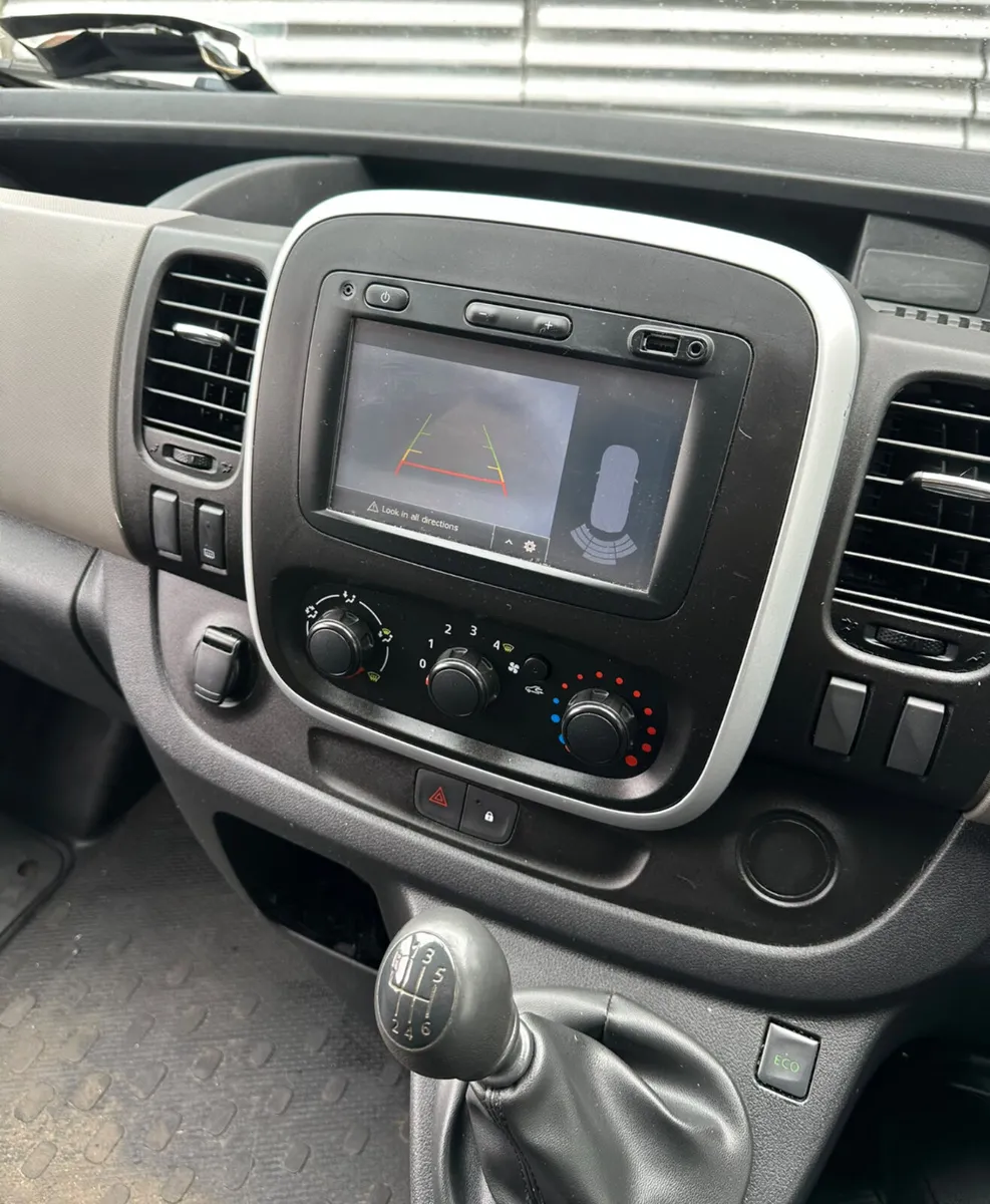 Renault Trafic 2018 - Image 4