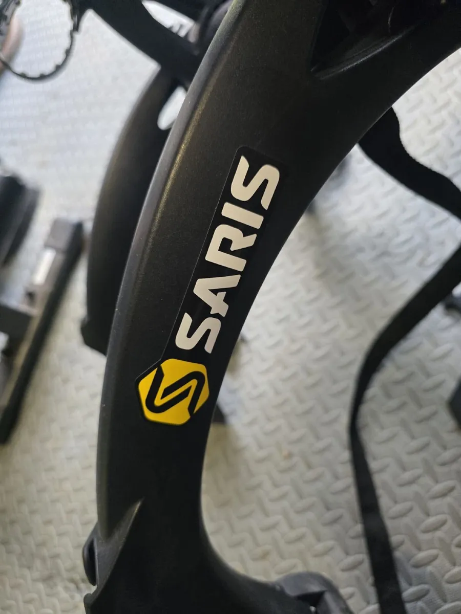 Saris Bones EX3 3-Bike Mounted Car Rack – Like New - Image 2