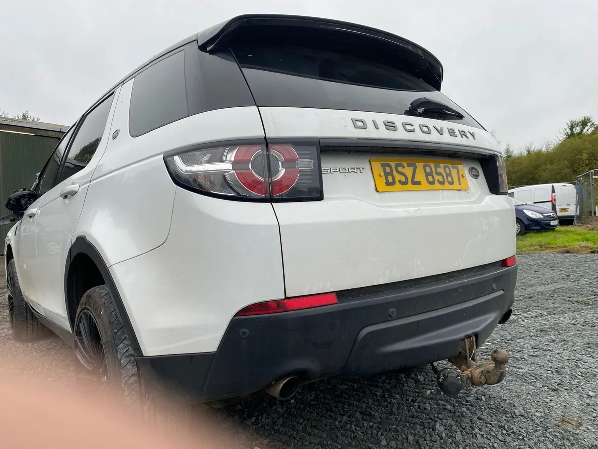 LAND ROVER DISCOVERY 2018 - Image 3