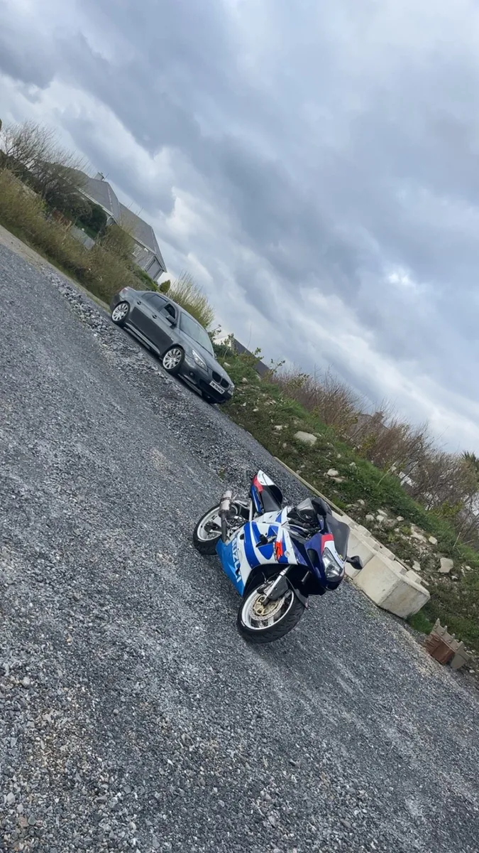 Suzuki gsxr 750 - Image 3