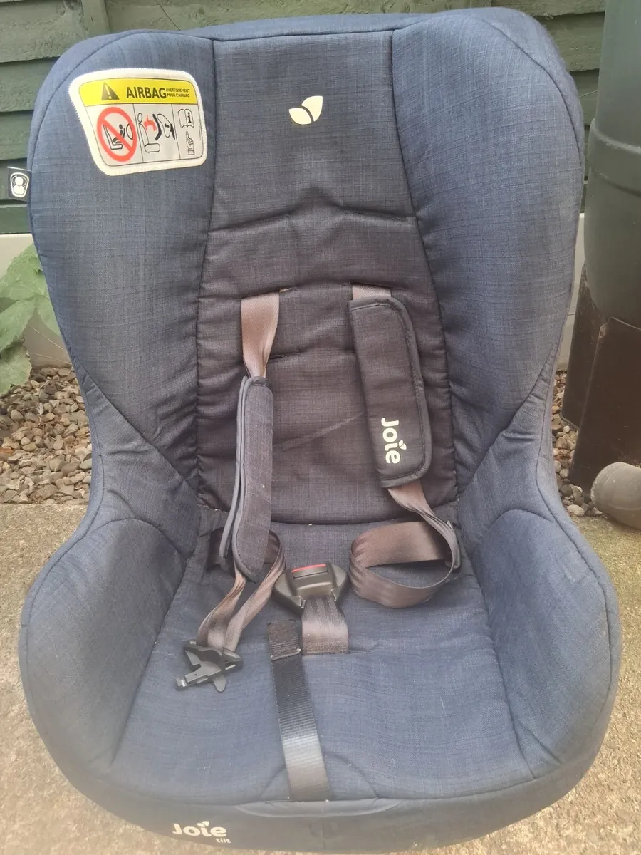 Child Car Seat - Image 1